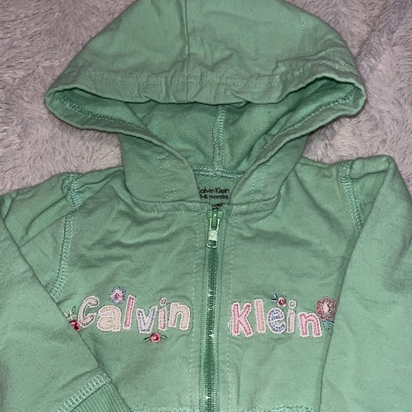 (2 for $10) Calvin Klein sweater / hoodie - Picture 3 of 4